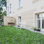 Lipowa Apartments